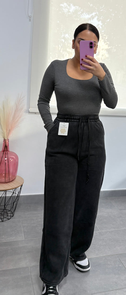 PANTALÓN DESGASTADO