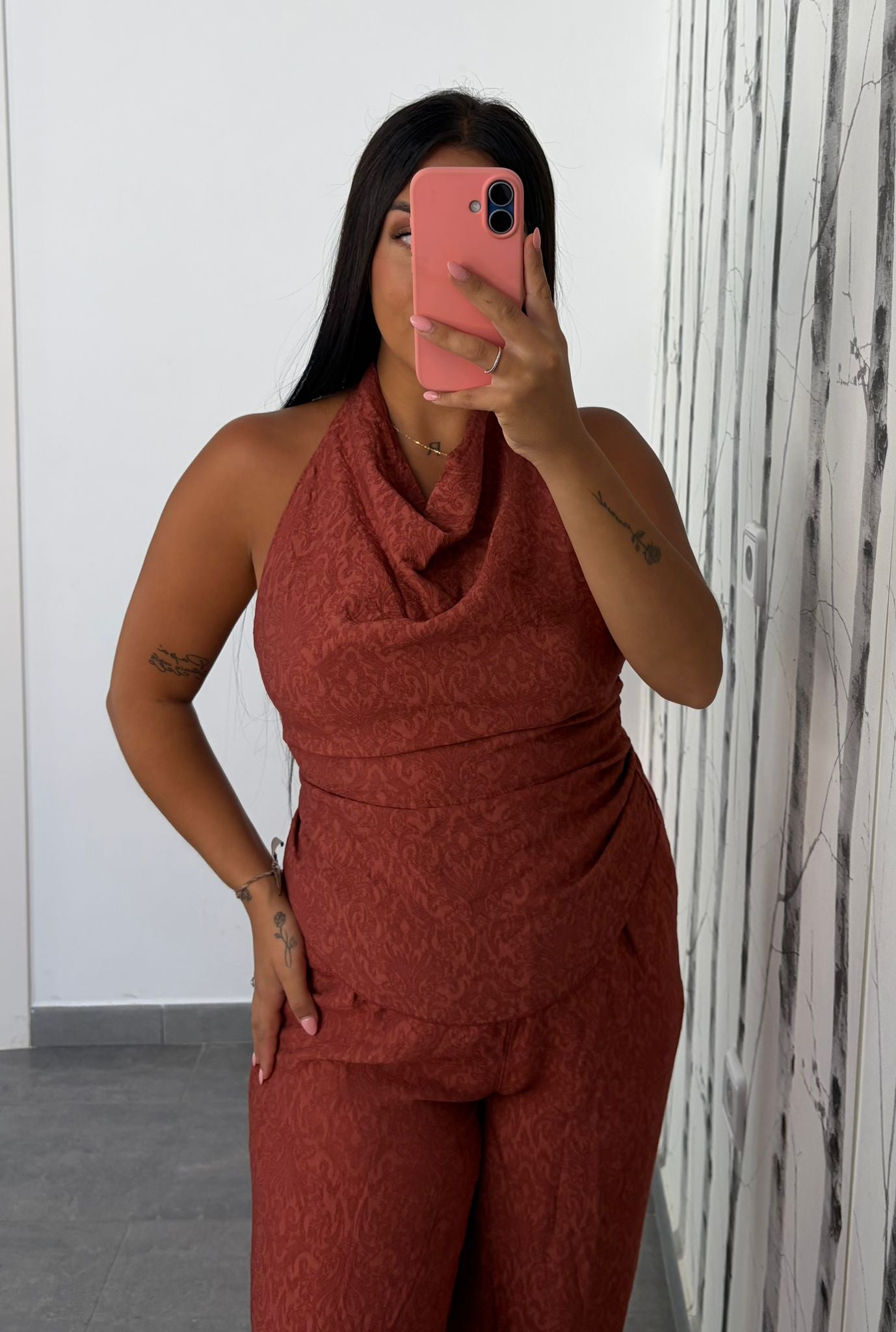 CONJUNTO INDIRA
